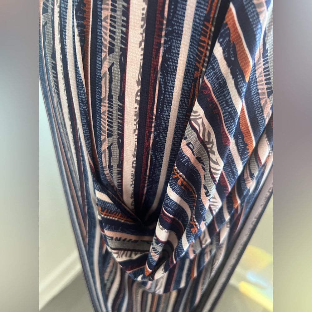 BCBGeneration Striped Maxi Dress With Pockets - Picture 5 of 10